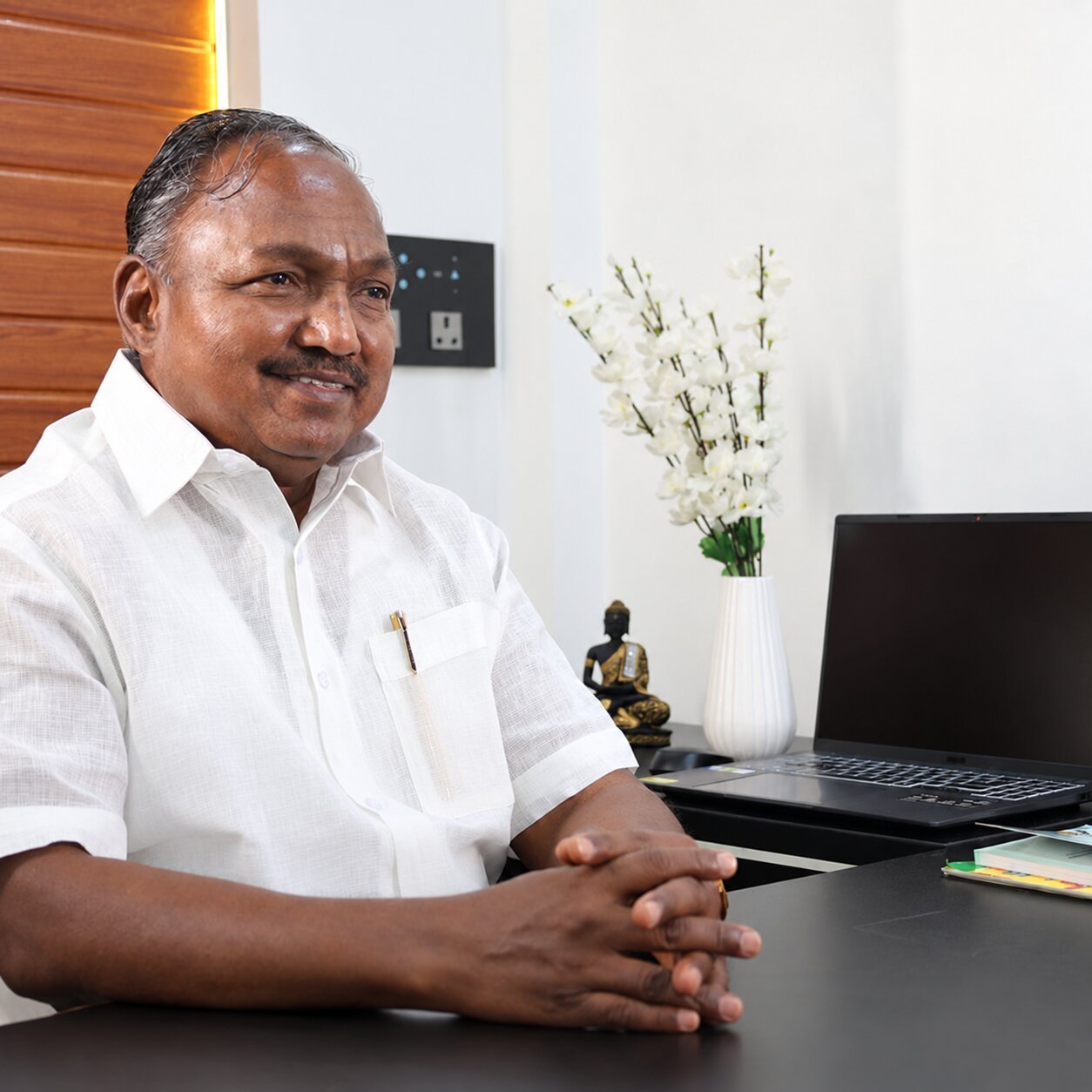 Dr  C.R. Tamilvanan